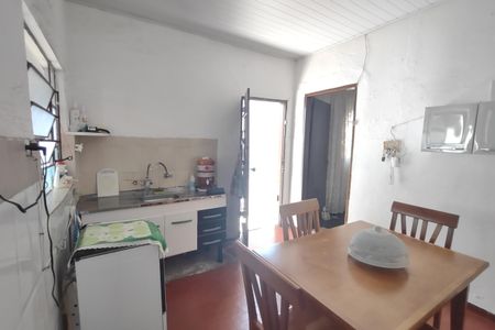 Casa à venda com 159m², 3 quartos e 1 vaga Casa à venda com 159m², 3 quartos e 1 vagaCozinha