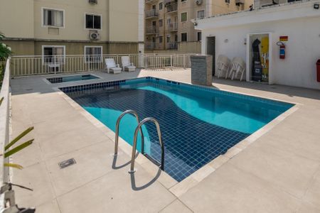 Apartamento para alugar com 45m², 3 quartos e 1 vagaÁrea comum - Piscina