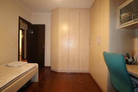 Apartamento à venda com 128m², 3 quartos e 2 vagasQuarto 2