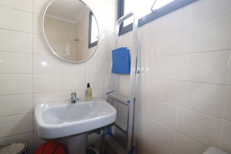 Apartamento à venda com 128m², 3 quartos e 2 vagasBanheiro de serviço