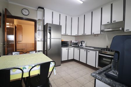 Apartamento à venda com 128m², 3 quartos e 2 vagasCozinha