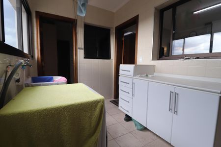 Apartamento à venda com 128m², 3 quartos e 2 vagasÁrea de Serviço