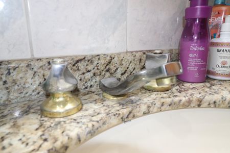 Apartamento à venda com 128m², 3 quartos e 2 vagasBanheiro Quarto 1 suíte