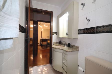 Apartamento à venda com 128m², 3 quartos e 2 vagasBanheiro 2