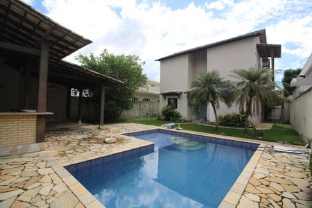 Casa de condomínio à venda com 600m², 6 quartos e 4 vagasÁrea Externa