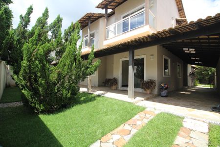 Casa de condomínio à venda com 600m², 6 quartos e 4 vagasFrente