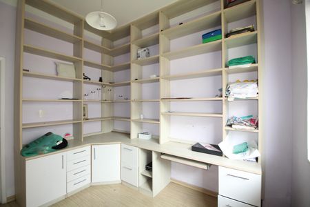 Casa de condomínio à venda com 600m², 6 quartos e 4 vagasQuarto 1