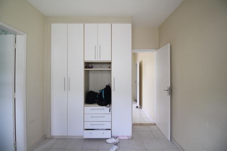 Casa de condomínio à venda com 600m², 6 quartos e 4 vagasQuarto de Serviço