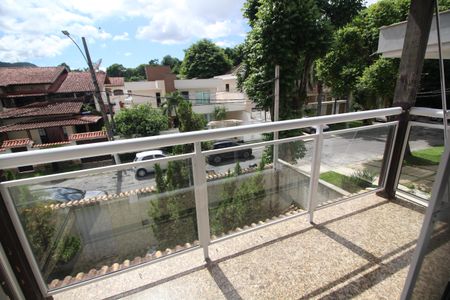 Casa de condomínio à venda com 600m², 6 quartos e 4 vagasQuarto 2 - Varanda