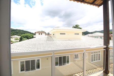 Casa de condomínio à venda com 600m², 6 quartos e 4 vagasQuarto 4 - Varanda