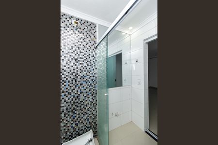 Casa à venda com 250m², 3 quartos e 2 vagasBanheiro da Suíte 2