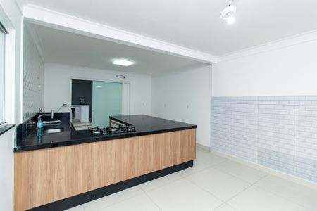 Casa à venda com 250m², 3 quartos e 2 vagasCozinha