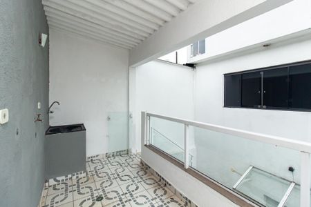 Casa à venda com 250m², 3 quartos e 2 vagasÁrea de Serviço