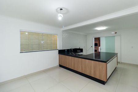 Casa à venda com 250m², 3 quartos e 2 vagasCozinha