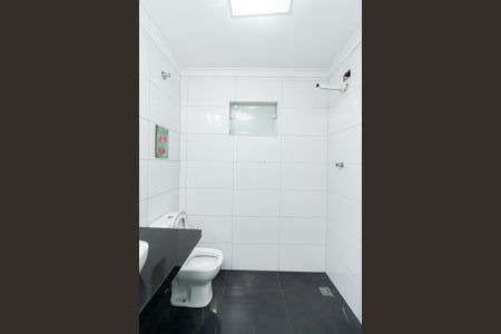 Casa à venda com 250m², 3 quartos e 2 vagasBanheiro 