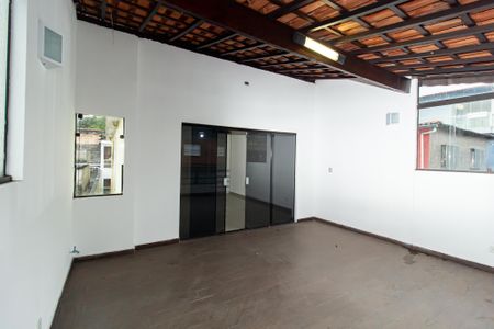 Casa à venda com 250m², 3 quartos e 2 vagasVaranda Suíte 2