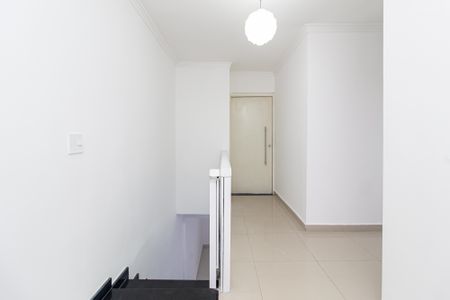 Casa à venda com 250m², 3 quartos e 2 vagasCorredor