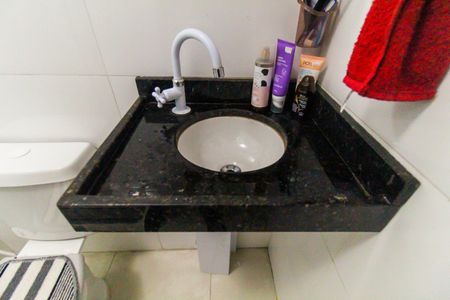 Apartamento para alugar com 50m², 2 quartos e sem vagaBanheiro
