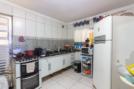 Casa à venda com 196m², 3 quartos e 2 vagas Casa à venda com 196m², 3 quartos e 2 vagasCozinha