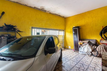 Casa à venda com 196m², 3 quartos e 2 vagas Casa à venda com 196m², 3 quartos e 2 vagasGaragem