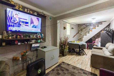 Casa à venda com 196m², 3 quartos e 2 vagas Casa à venda com 196m², 3 quartos e 2 vagasSala