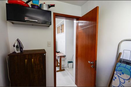 Apartamento para alugar com 60m², 1 quarto e 1 vagaQuarto de Serviço