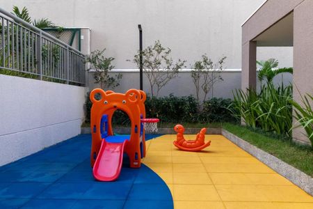 Apartamento para alugar com 39m², 2 quartos e sem vagaPlayground