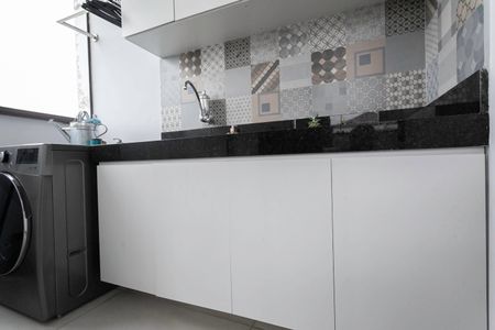 Apartamento à venda com 100m², 2 quartos e 1 vagaÁrea de serviço