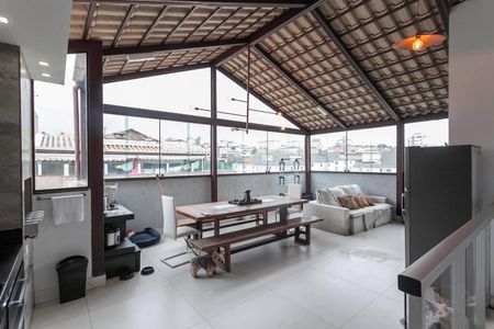 Apartamento à venda com 100m², 2 quartos e 1 vagaCobertura