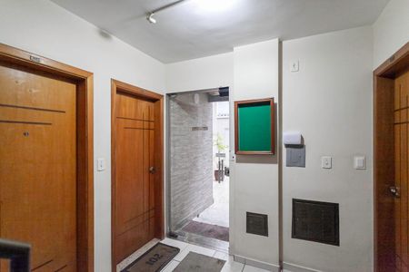 Apartamento à venda com 100m², 2 quartos e 1 vagaEntrada