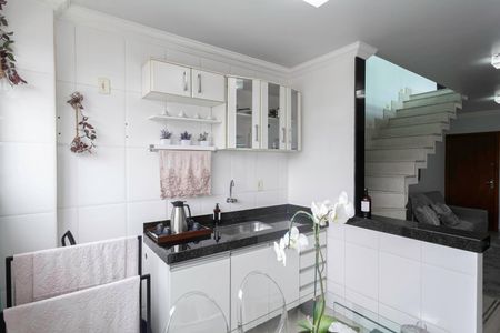 Apartamento à venda com 100m², 2 quartos e 1 vagaCozinha