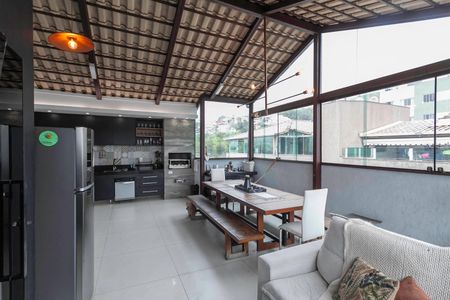 Apartamento à venda com 100m², 2 quartos e 1 vagaCobertura