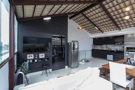 Apartamento à venda com 100m², 2 quartos e 1 vagaCobertura