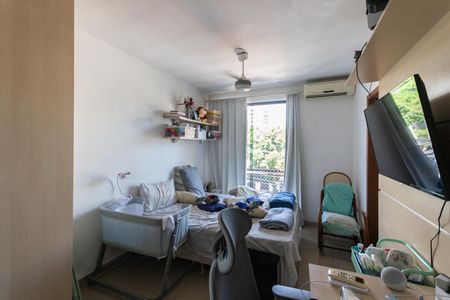 Casa à venda com 251m², 3 quartos e 4 vagasSuíte 1