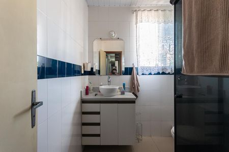 Casa à venda com 251m², 3 quartos e 4 vagasBanheiro Suíte 3