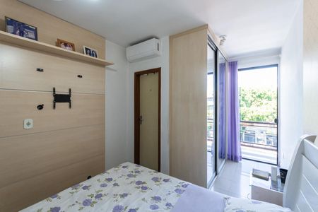 Casa à venda com 251m², 3 quartos e 4 vagasSuíte 2