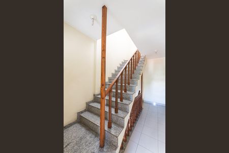 Casa à venda com 251m², 3 quartos e 4 vagasHall