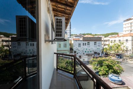 Casa à venda com 251m², 3 quartos e 4 vagasVaranda Suíte 1 e 2