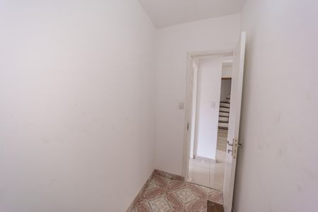 Casa para alugar com 110m², 2 quartos e sem vagaEscritório