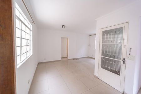 Casa para alugar com 110m², 2 quartos e sem vagaSala