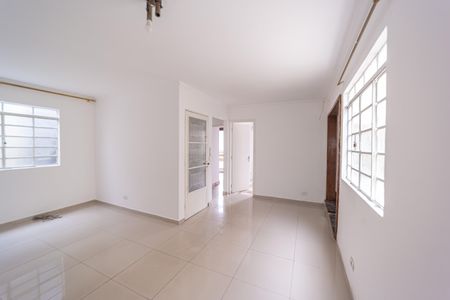 Sala de casa para alugar com 2 quartos, 110m² em Vila Granada, São Paulo
