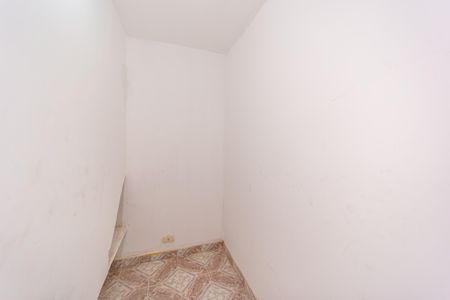 Casa para alugar com 110m², 2 quartos e sem vagaEscritório