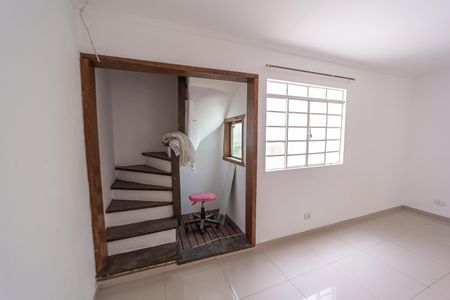 Sala de casa para alugar com 2 quartos, 110m² em Vila Granada, São Paulo
