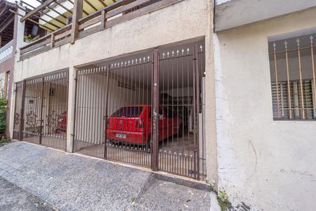Casa para alugar com 110m², 2 quartos e sem vagaFachada