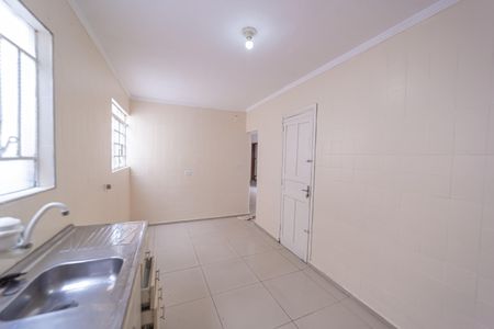 Casa para alugar com 110m², 2 quartos e sem vagacozinha