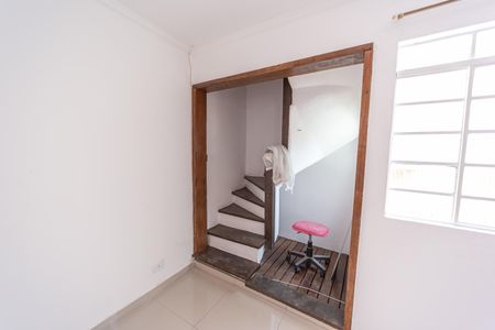 Casa para alugar com 110m², 2 quartos e sem vagaSala