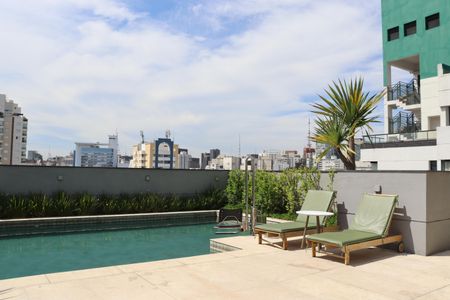 Studio para alugar com 28m², 1 quarto e sem vagaPiscina