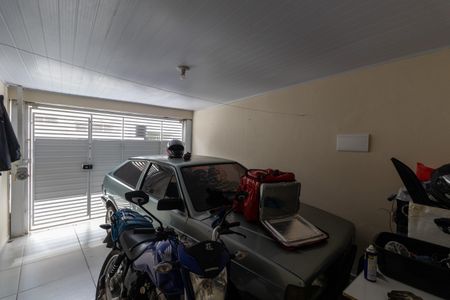 Casa à venda com 130m², 2 quartos e 1 vaga Casa à venda com 130m², 2 quartos e 1 vagaGaragem