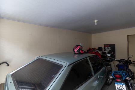 Casa à venda com 130m², 2 quartos e 1 vaga Casa à venda com 130m², 2 quartos e 1 vagaGaragem