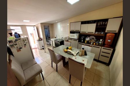Casa à venda com 90m², 3 quartos e 2 vagasFoto 11